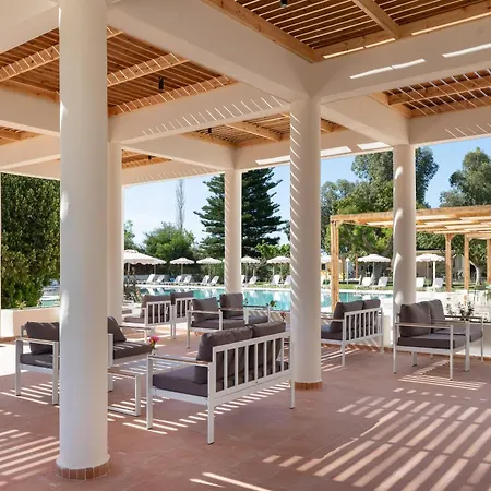 Hotel Bay Village 4*