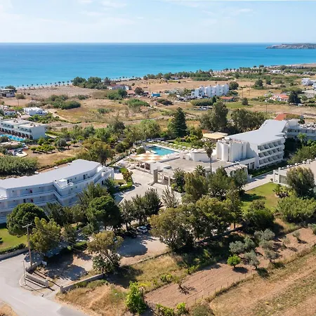 Hotel Bay Village 4*