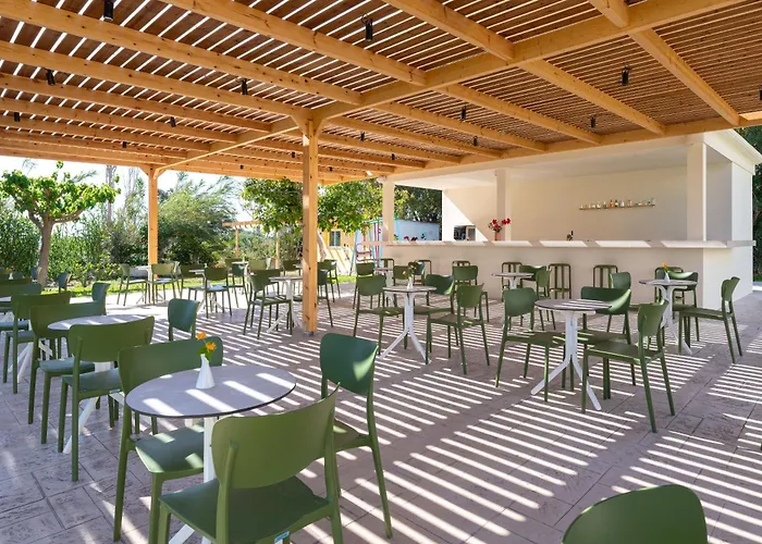 Hotel Bay Village Afandu